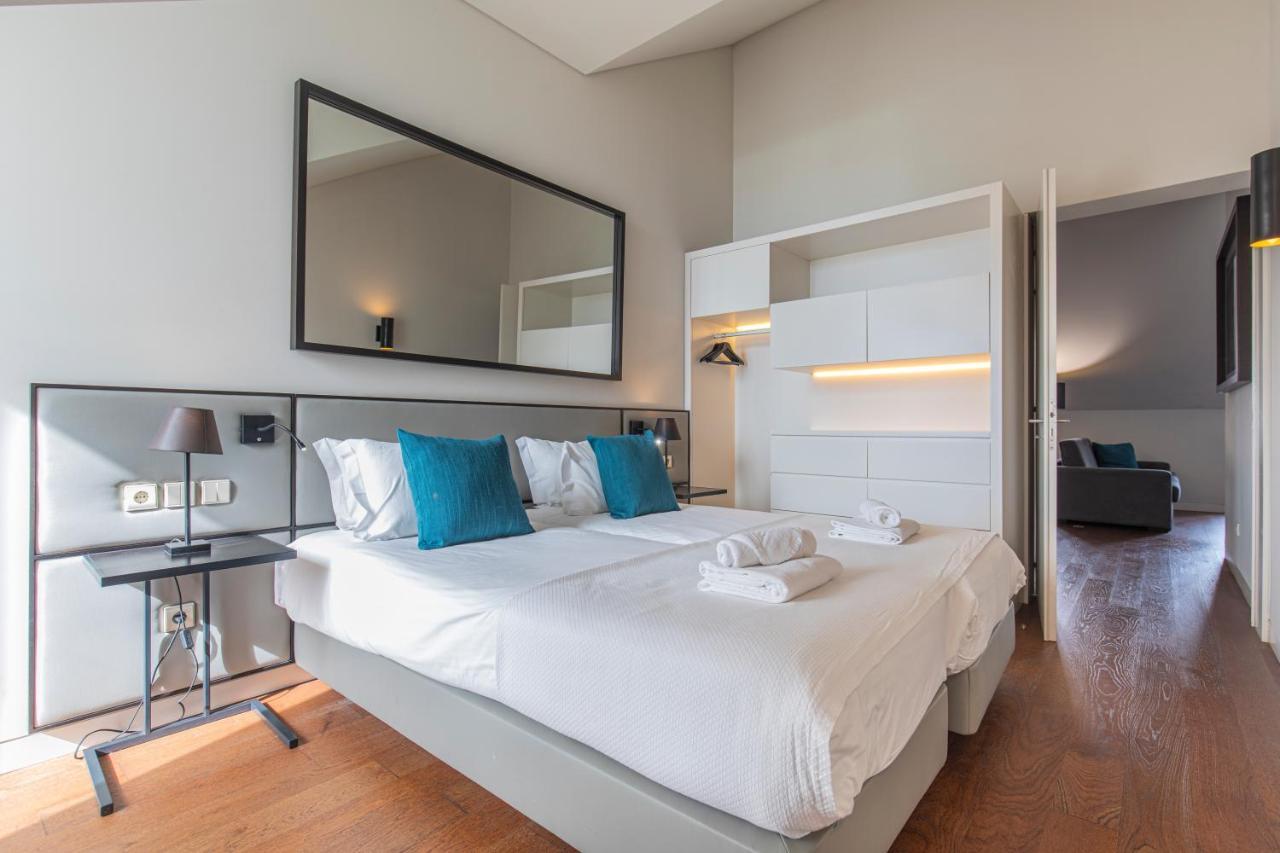 8 Building Apartment 403 T2 - River & Garden View Lisboa Exteriör bild