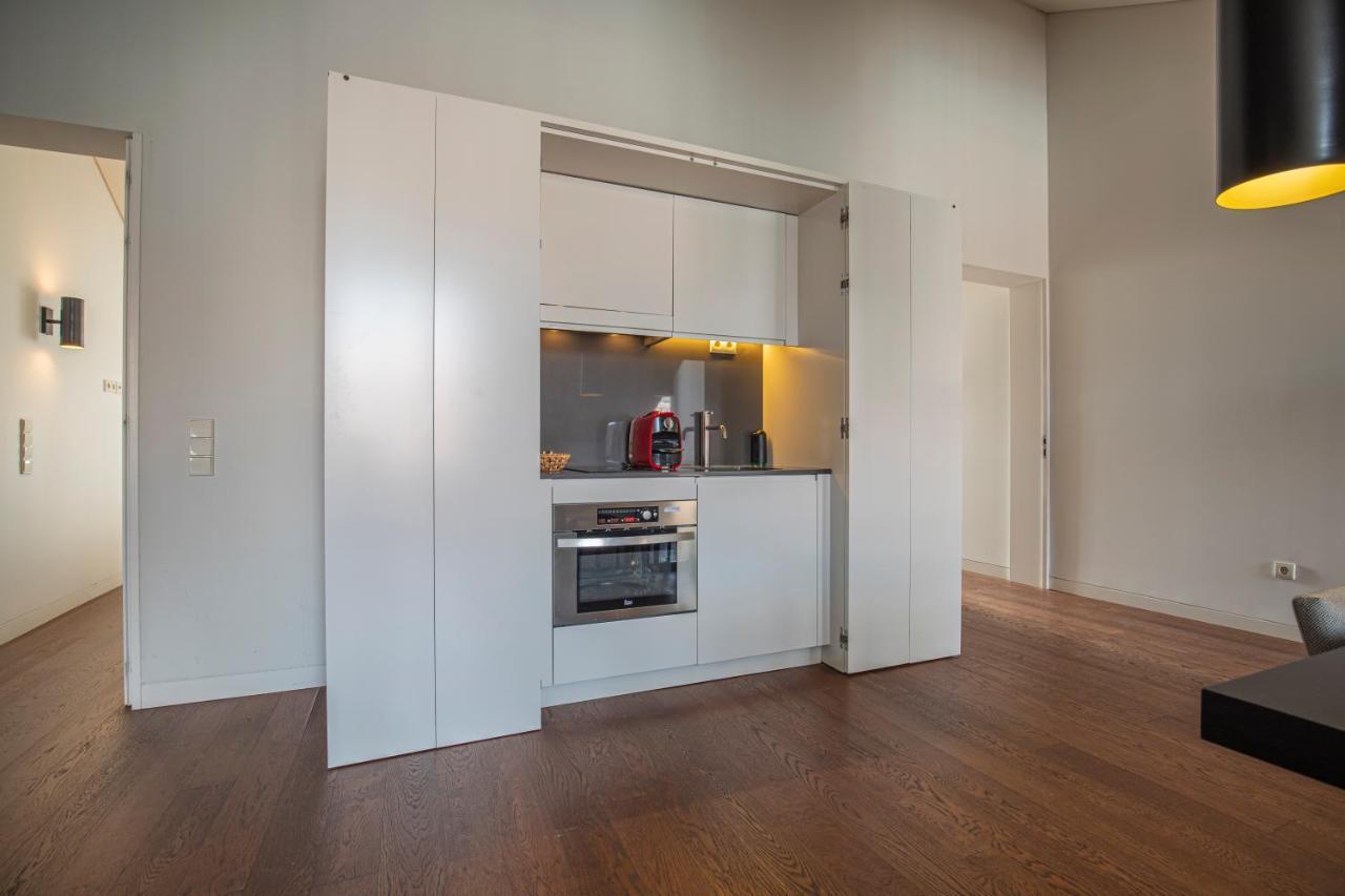 8 Building Apartment 403 T2 - River & Garden View Lisboa Exteriör bild